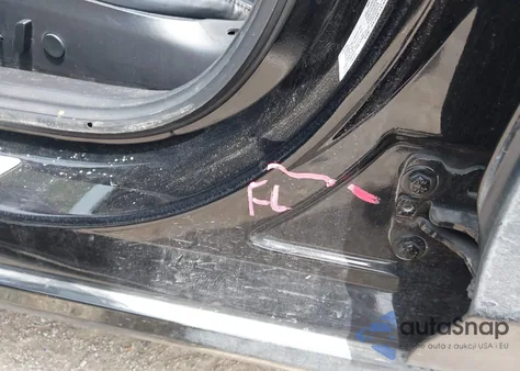 2018 Tesla Model 3 из США, поврежденный, VIN 5YJ3E1EA9JF123241